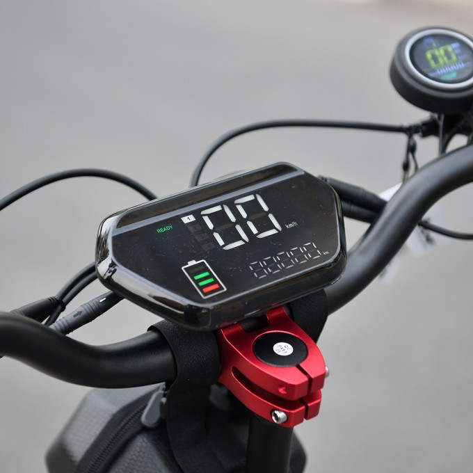 Terénní elektrokoloběžka AERIUM H5600 Dual černá